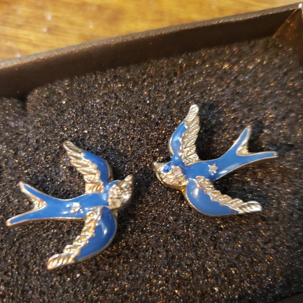 Betsy Johnson Vintage Navy Swallow